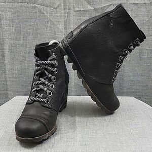 Sorel 1964 Premium Wedge Women's Black Leather  Snake Print Lace-Up Bootie SZ 7